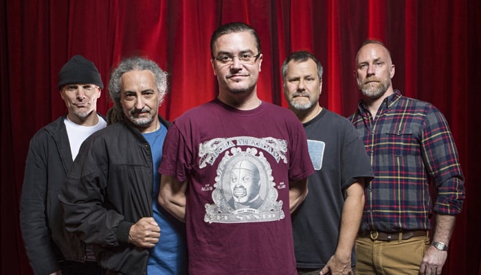 System of a Down e Faith No More juntos em 2027? Rumor ganha fôlego na Austrália